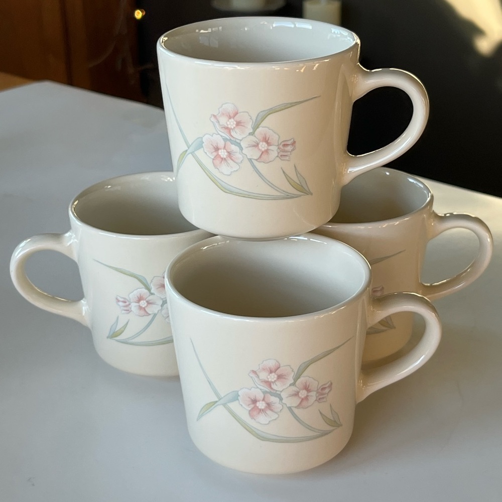 VTG Corning, Corelle Cornerstone retired Spring Pond 4 coffee cups circa 1985-92